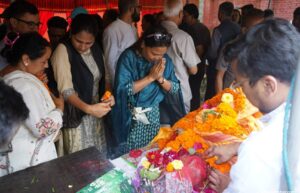 नेपाली कांग्रेसका वरिष्ठ नेता गोपालमान श्रेष्ठको पार्थिव शरीर पार्टी कार्यलयमा