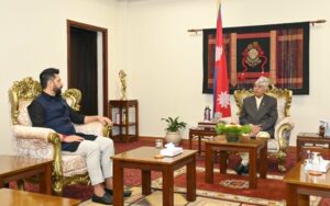 राष्ट्रपति भेट्न शीतल निवास पुगे रास्वपा सभापति रवि लामिछाने