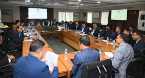 ठूला करदातालाई अर्थमन्त्रीको आग्रह,लगानी बढाउनुहोस्, उद्योग विस्तार गर्नुहोस्