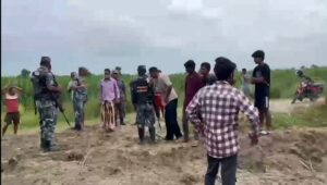 सुस्तामा स्थानीयले बनाएको अस्थायी बाँध भारतीय एसएसबीद्वारा भत्काइयो