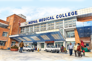 बाढीपीडित घाइतेको नेपाल मेडिकल कलेजमा निःशुल्क उपचार