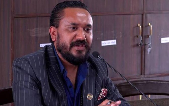 आईजीपीलाई जिम्मेवारीबाट हटाएर प्रहरीभित्र भएको अनियमितताबारे छानबिन गर्न खगेन्द्र सुनारको माग