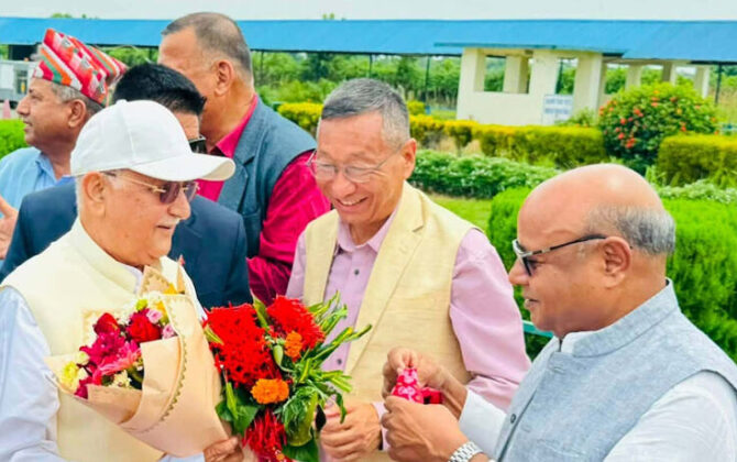 प्रतिनिधिसभा चुनावपछि पहिलोपटक गृहजिल्ला झापा पुगे ओली