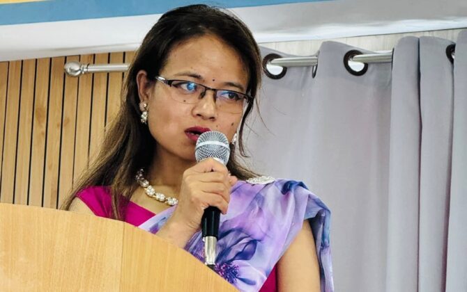 कवि: सरिता थापा मगरका गजल