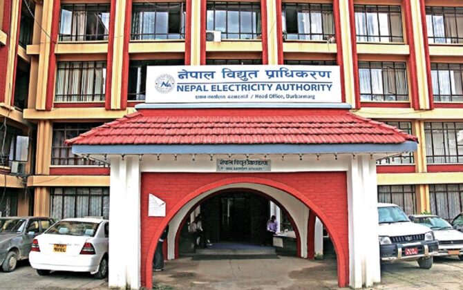 बाढीपहिरोले ४९७ मेगावाट विद्युत उत्पादन बन्द, प्रसारण लाइनमा समेत क्षति