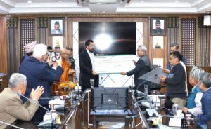 भोटेकोशी बाढीपीडितका लागि बृटिश गोर्खा र रिब्डीकोट बुद्ध विहारको सहयोग